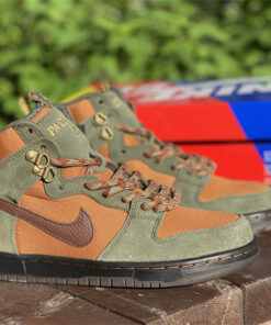 Pass Port x Nike SB Dunk High  Workboot