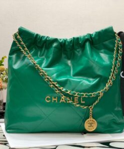 CHANEL bag