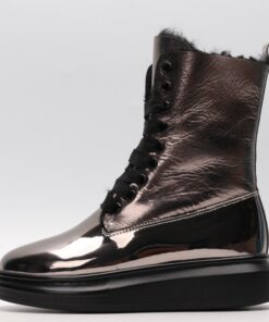 Alexander McQueen winter boots cafe