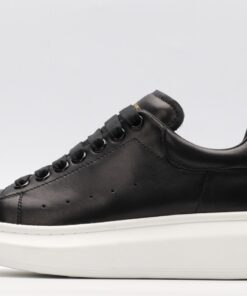 ALEXANDER MCQUEEN black oversized sneakers