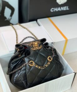 gucci distressed shoes