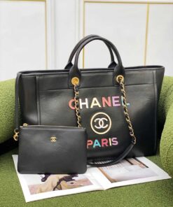 CHANEL bag