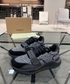 Burberry shoes EU35-EU46