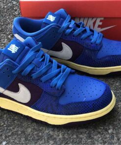 UNDEFEATED x Nike Dunk Low