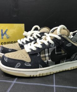 Travis Scott x Nike SB Dunk Low