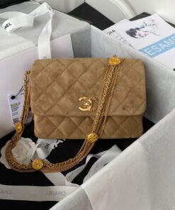 CHANEL bag