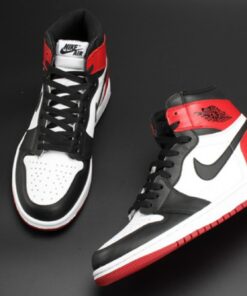 AIR JORDAN 1 HIGH OG  BLACK TOE  WHITE/ BLACK-VARSITY RED MENS 555088-125