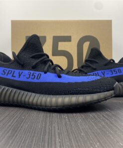 Yeezy 350 Boost V2