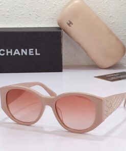 CHANEL glasses