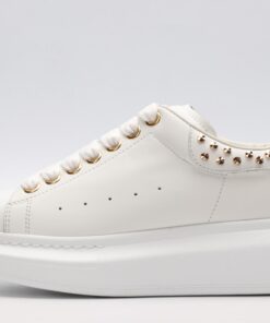 ALEXANDER MCQUEEN OVERSIZED SNEAKER with gold-finished hammered stud