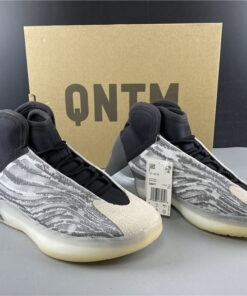 Adidas Yeezy Quantum “Barium
