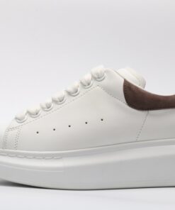 ALEXANDER MCQUEEN OVERSIZED SNEAKER Cafe