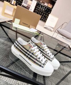 Burberry shoes EU35-EU46