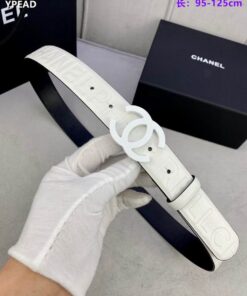 CHANEL belt