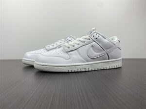 Nike Dunk Low  Triple White