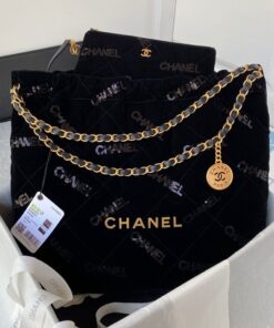 CHANEL bag