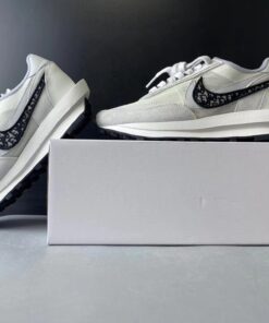 Nike LD Waffle Sacai x Dior