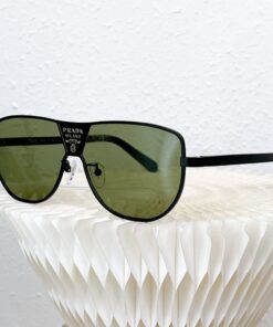 PRADA sunglass