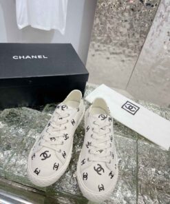 CHANEL shoes
