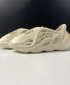 Adidas Yeezy Foam Runner FY4567