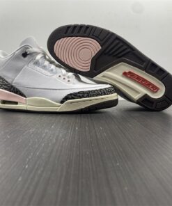 AIR JORDAN 3 RETRO 'NEAPOLITAN'